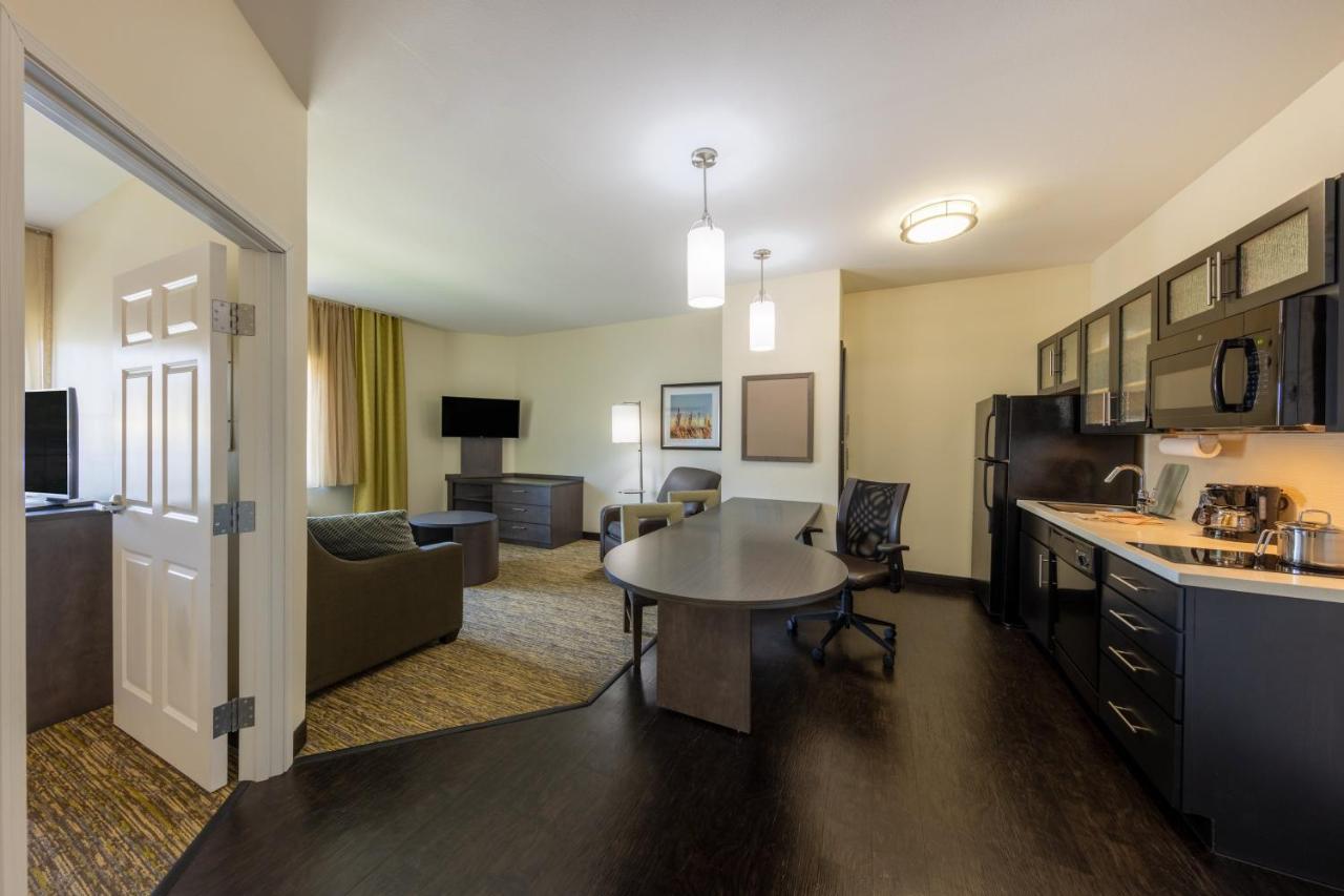 Candlewood Suites Springfield South By Ihg Bagian luar foto