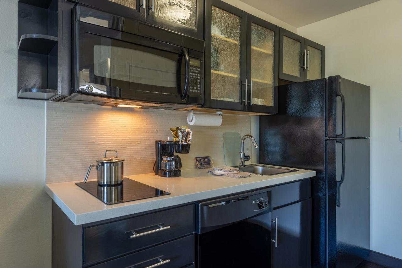 Candlewood Suites Springfield South By Ihg Bagian luar foto