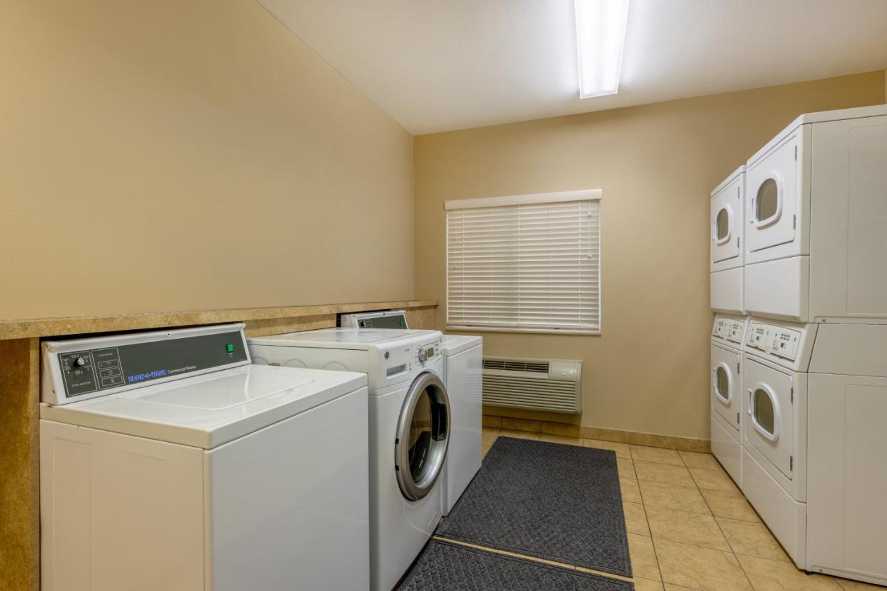 Candlewood Suites Springfield South By Ihg Bagian luar foto