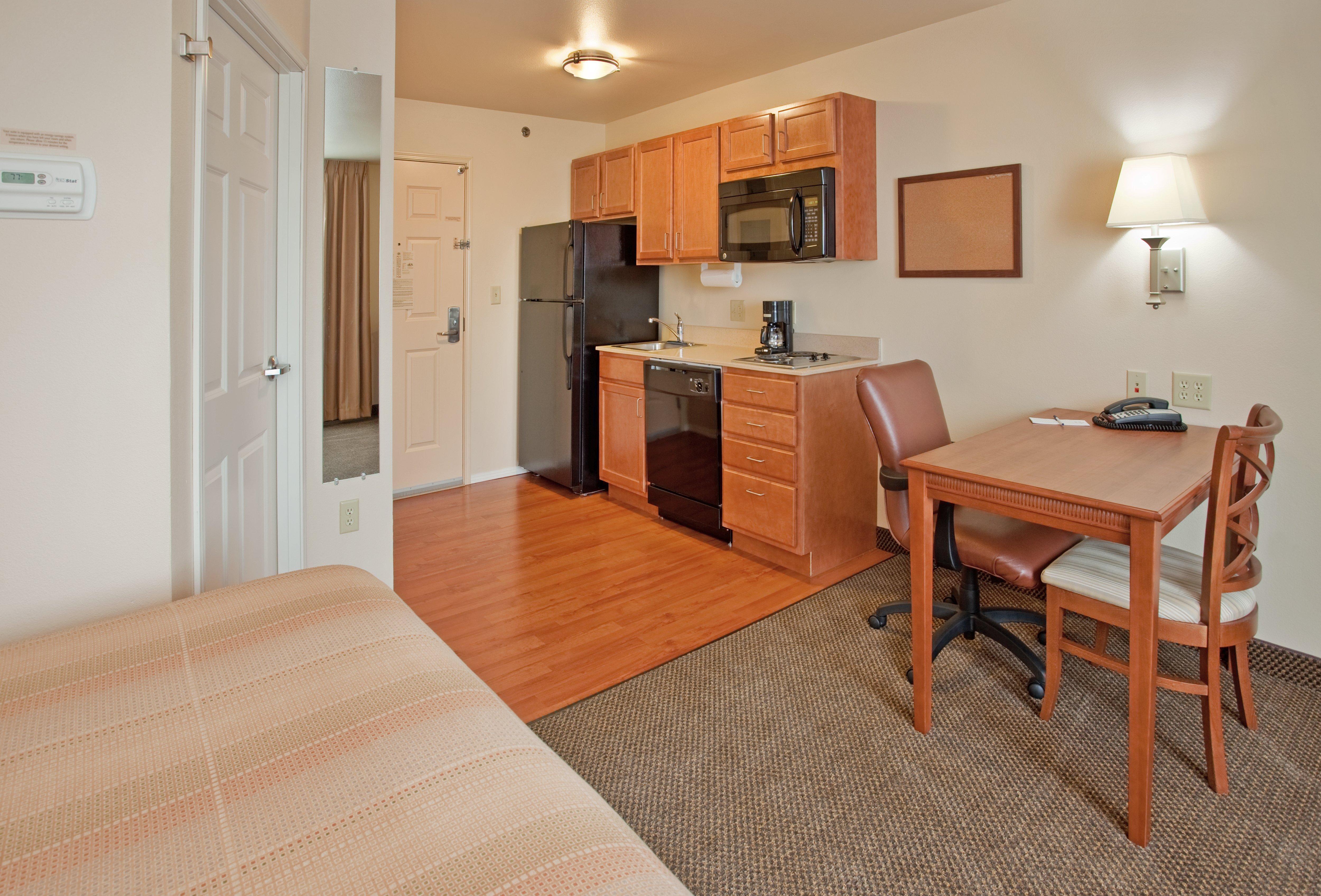 Candlewood Suites Springfield South By Ihg Bagian luar foto
