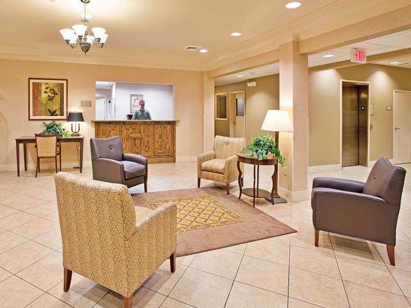 Candlewood Suites Springfield South By Ihg Bagian luar foto