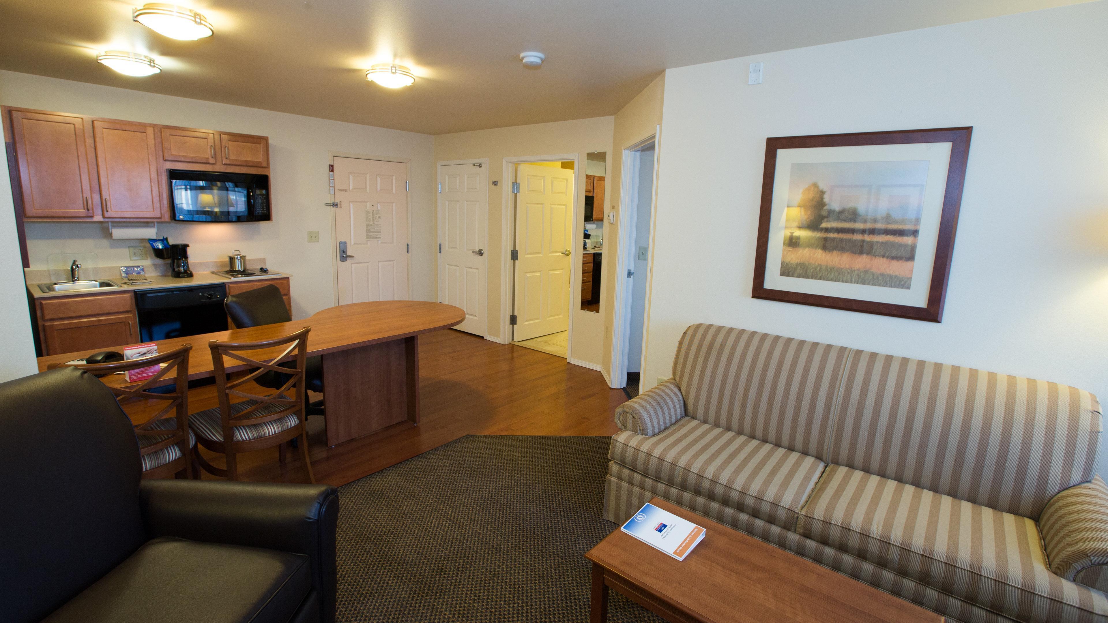 Candlewood Suites Springfield South By Ihg Bagian luar foto