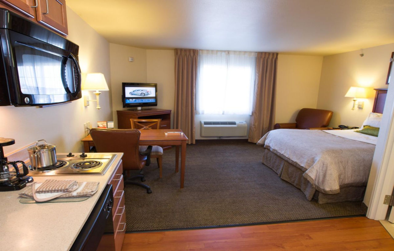 Candlewood Suites Springfield South By Ihg Bagian luar foto